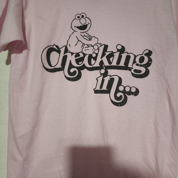 Elmo ''checking in'' faded shirt XS - Picture 3 of 5